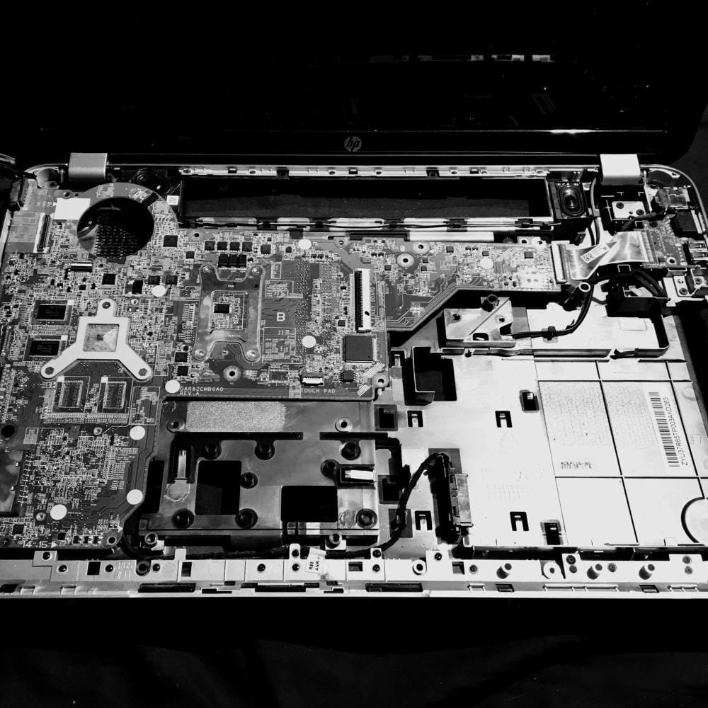 Reparacion de pantalla de ordenador en La Eliana - Techmarket Reacondicionados